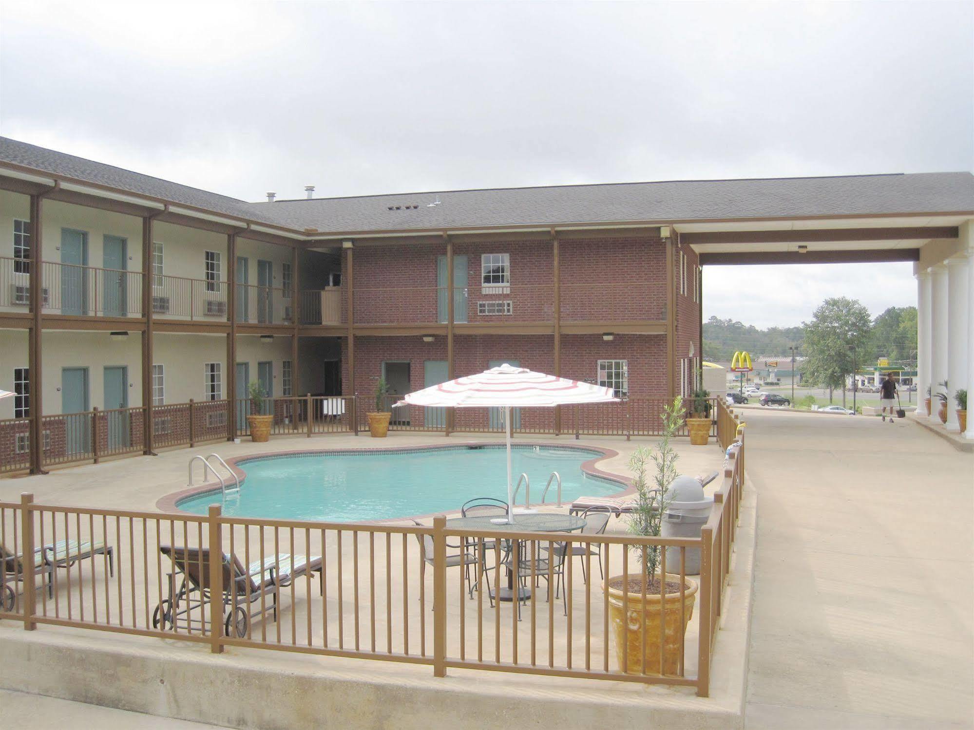 Weston Inn & Suites Rusk Exterior foto