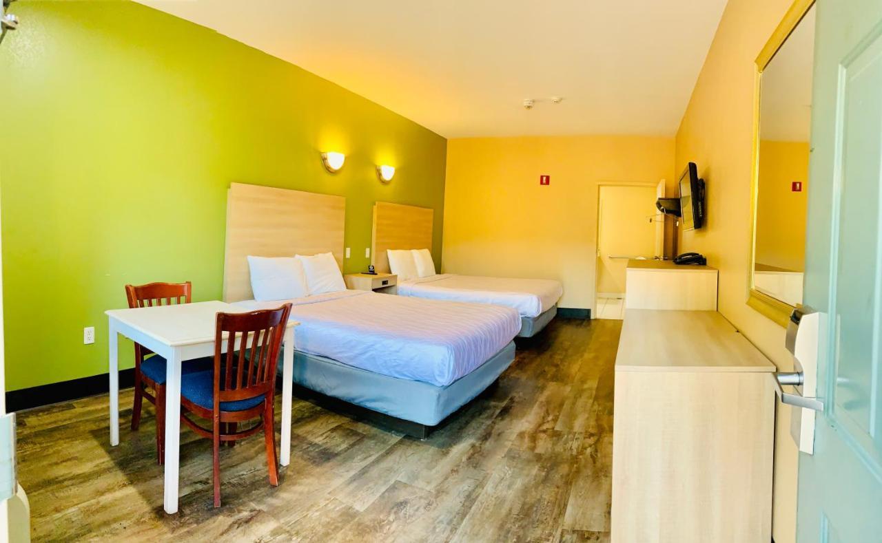 Weston Inn & Suites Rusk Exterior foto